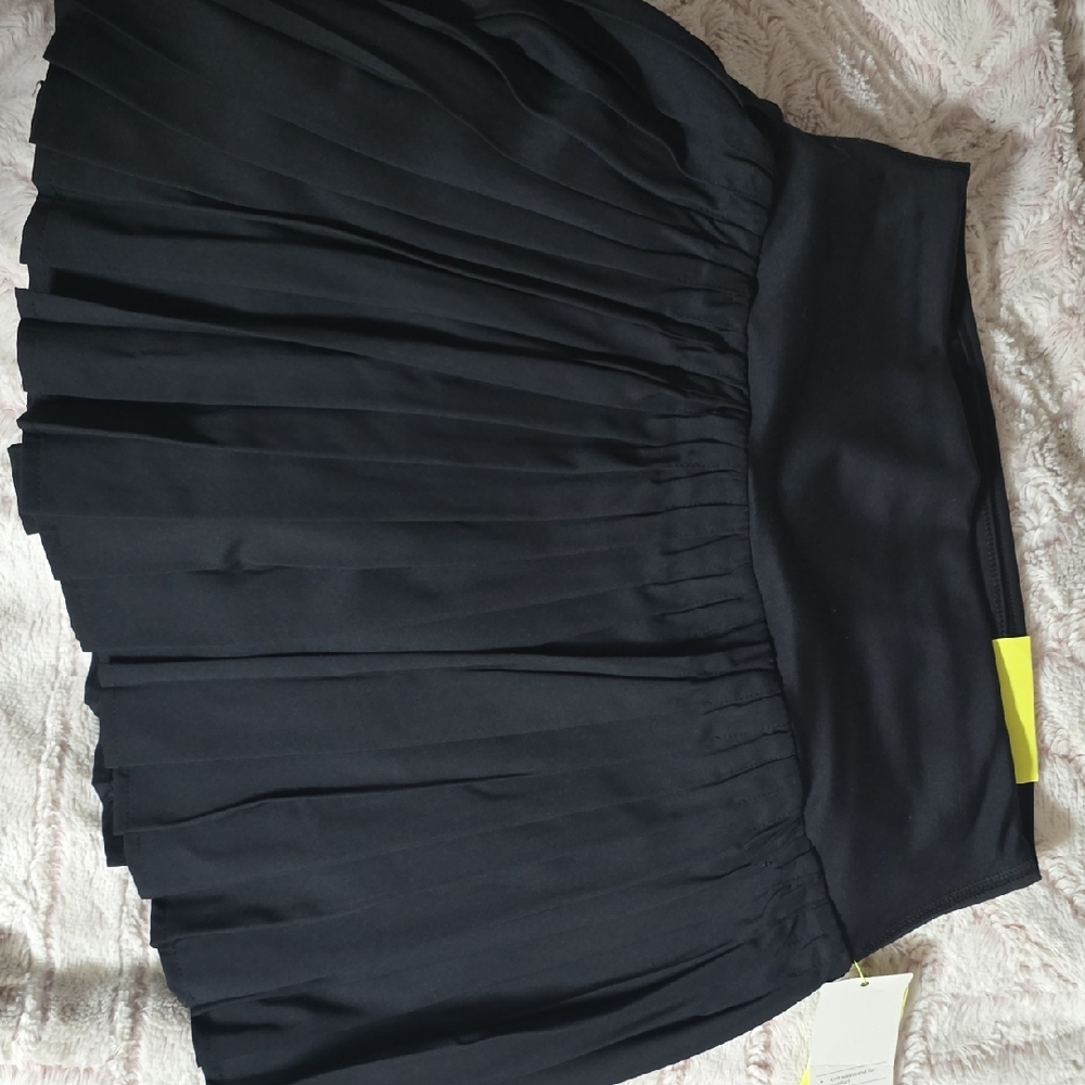 Elegant Black Pleated Skirt